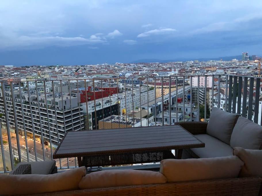 Stunning View Over Vienna In City Centerアパートメント エクステリア 写真